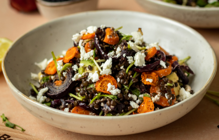 Fitness Recipe: Salade légère aux lentilles avec carottes rôties, avocat et fromage feta.