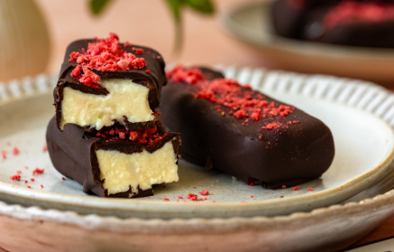 Fitness Recette : Barres au fromage blanc enrobées de chocolat.