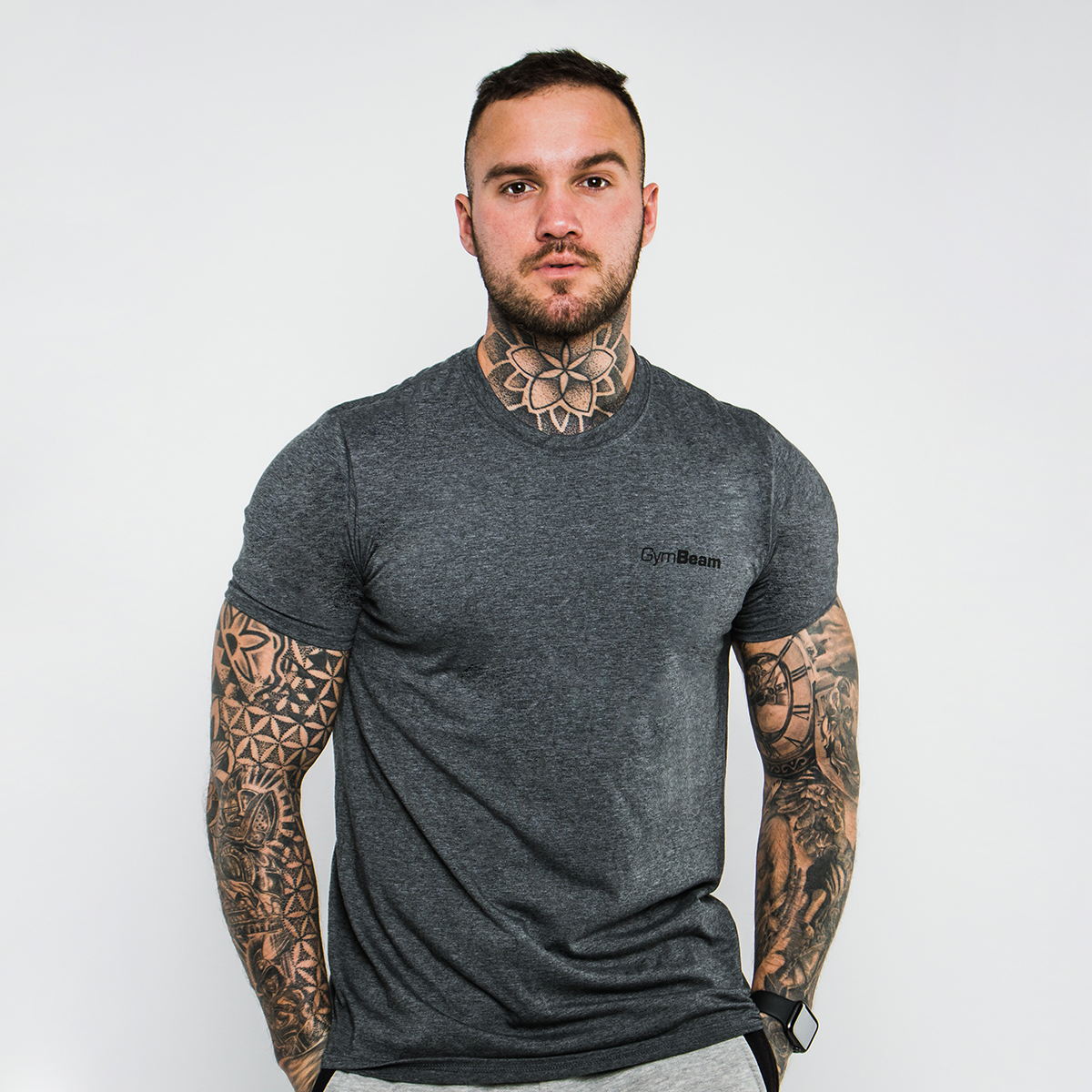 T-shirt basique pour hommes, couleur gris foncé - GymBeam.
