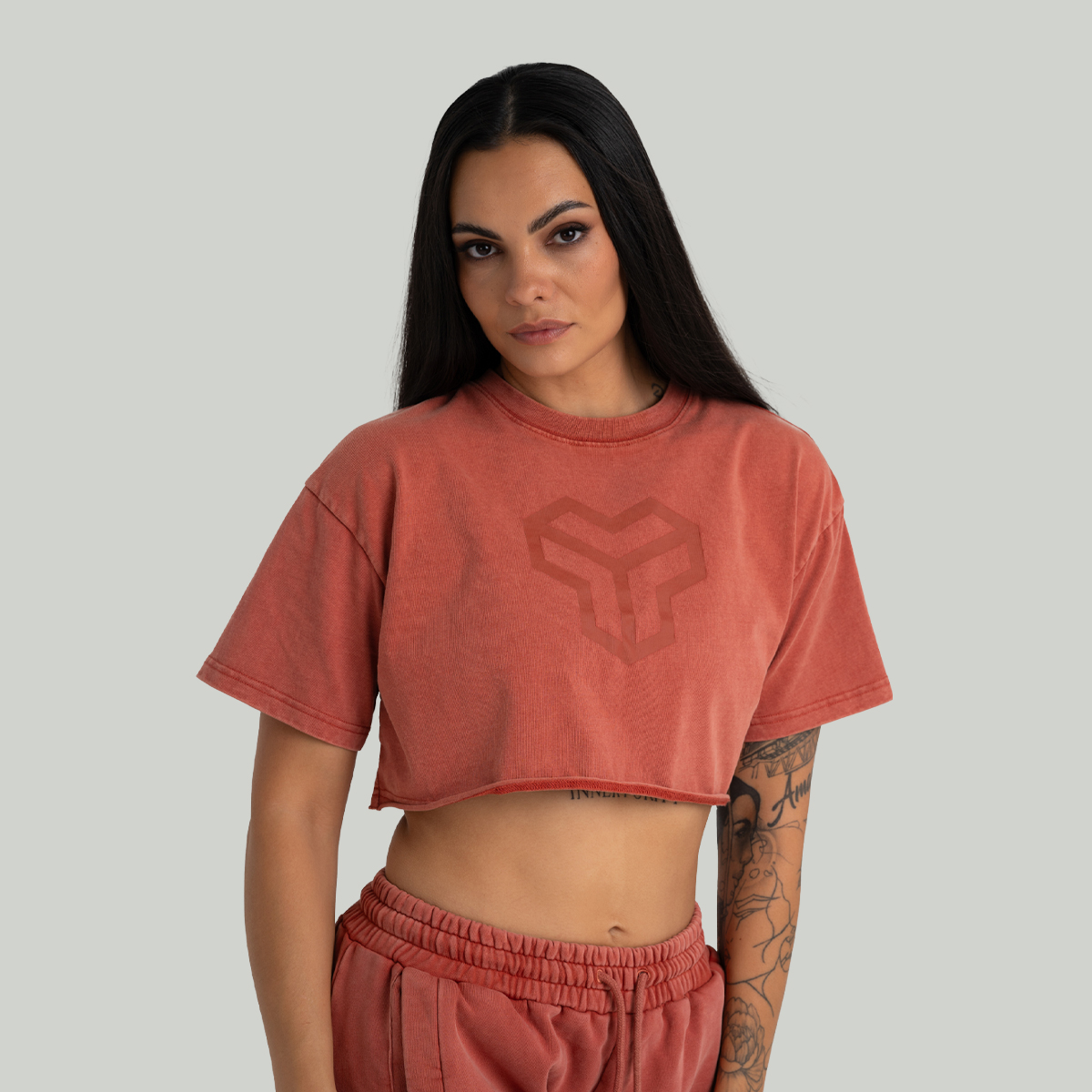T-shirt court délavé pour femmes, couleur terre – STRIX.