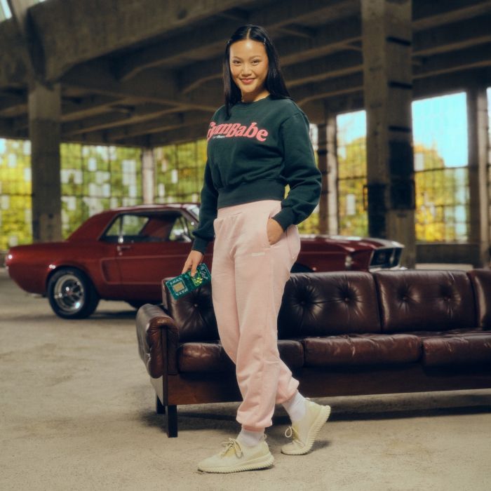 Women‘s GymBabe Sweatpants Cherrybloom - GymBeam M