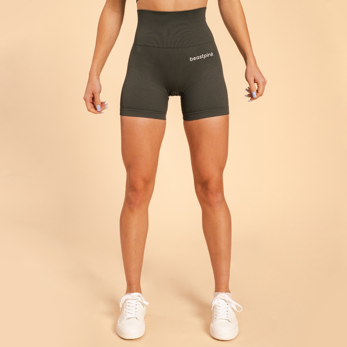 Shorts pour femmes Hyper Shadow - BeastPink.