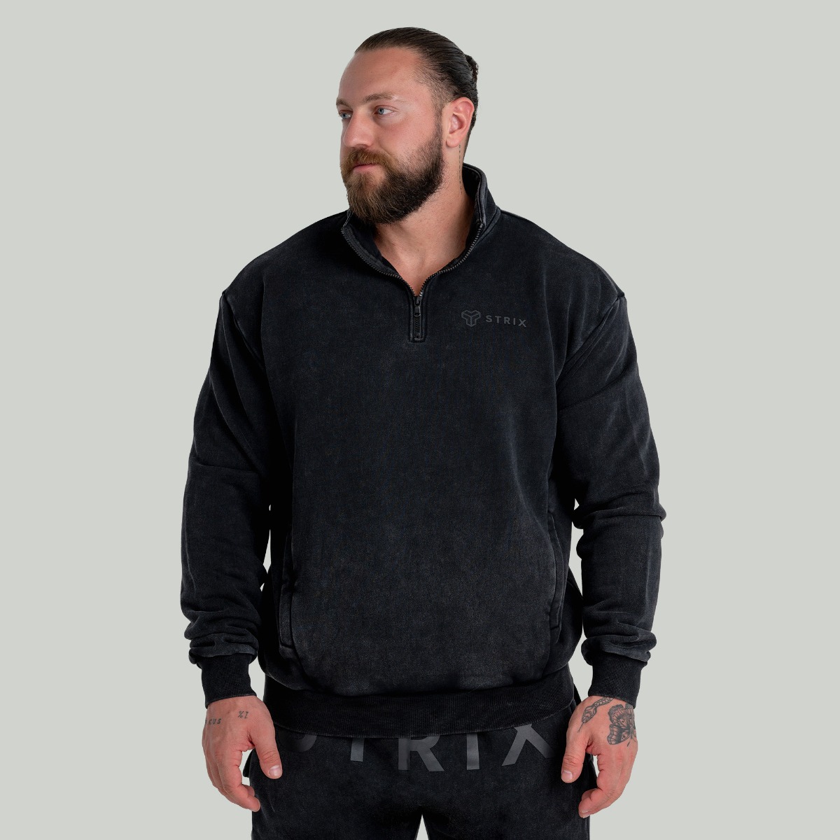 Pull noir délavé - STRIX
