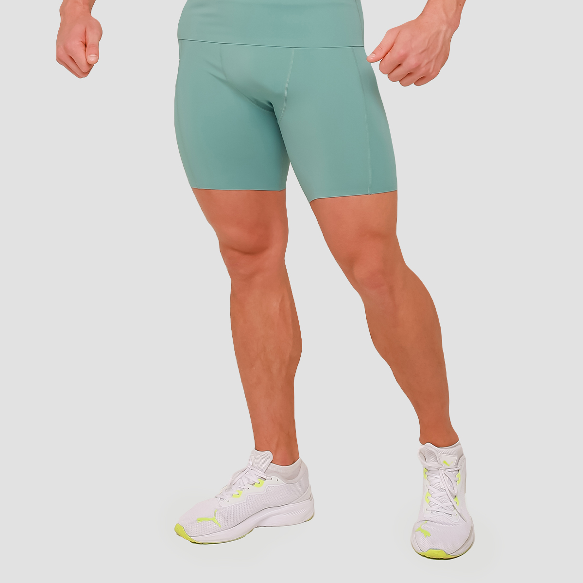 Shorts de compression haute performance, couleur bleu - GymBeam.