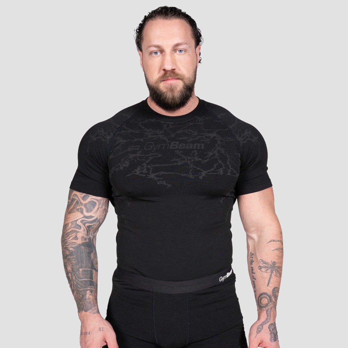 T-shirt unisexe, coupe classique, couleur noire - GymBeam.