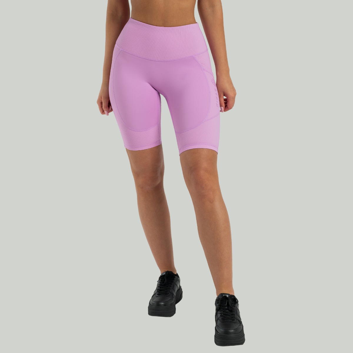 Shorts pour femmes Stellar, couleur améthyste - STRIX.