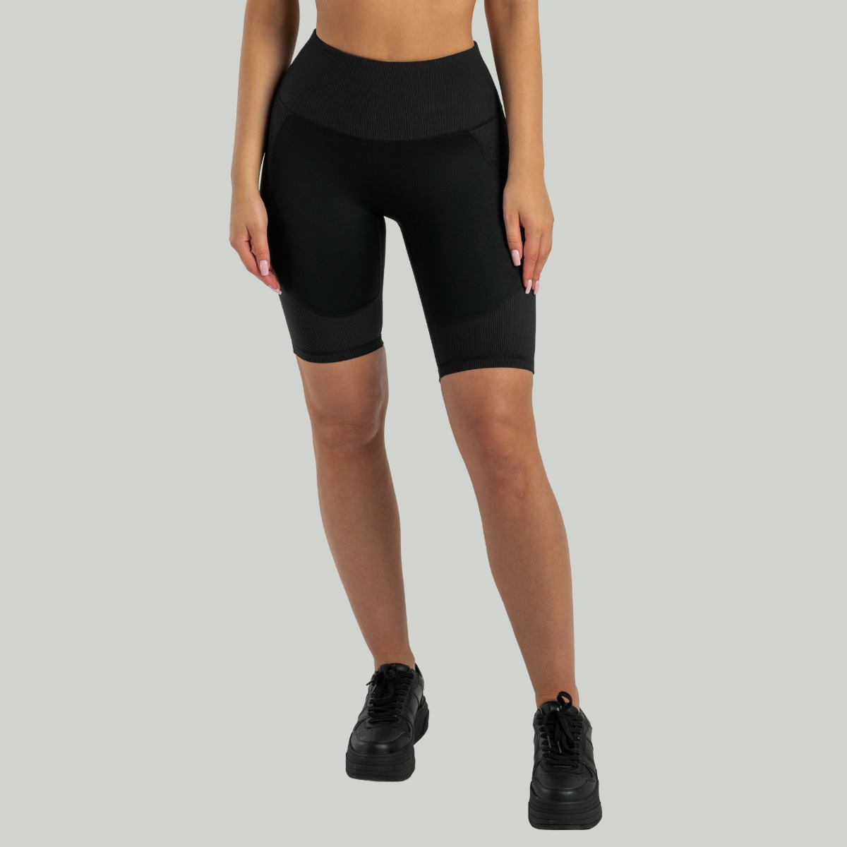 Shorts pour femmes Stellar, couleur noire - STRIX.