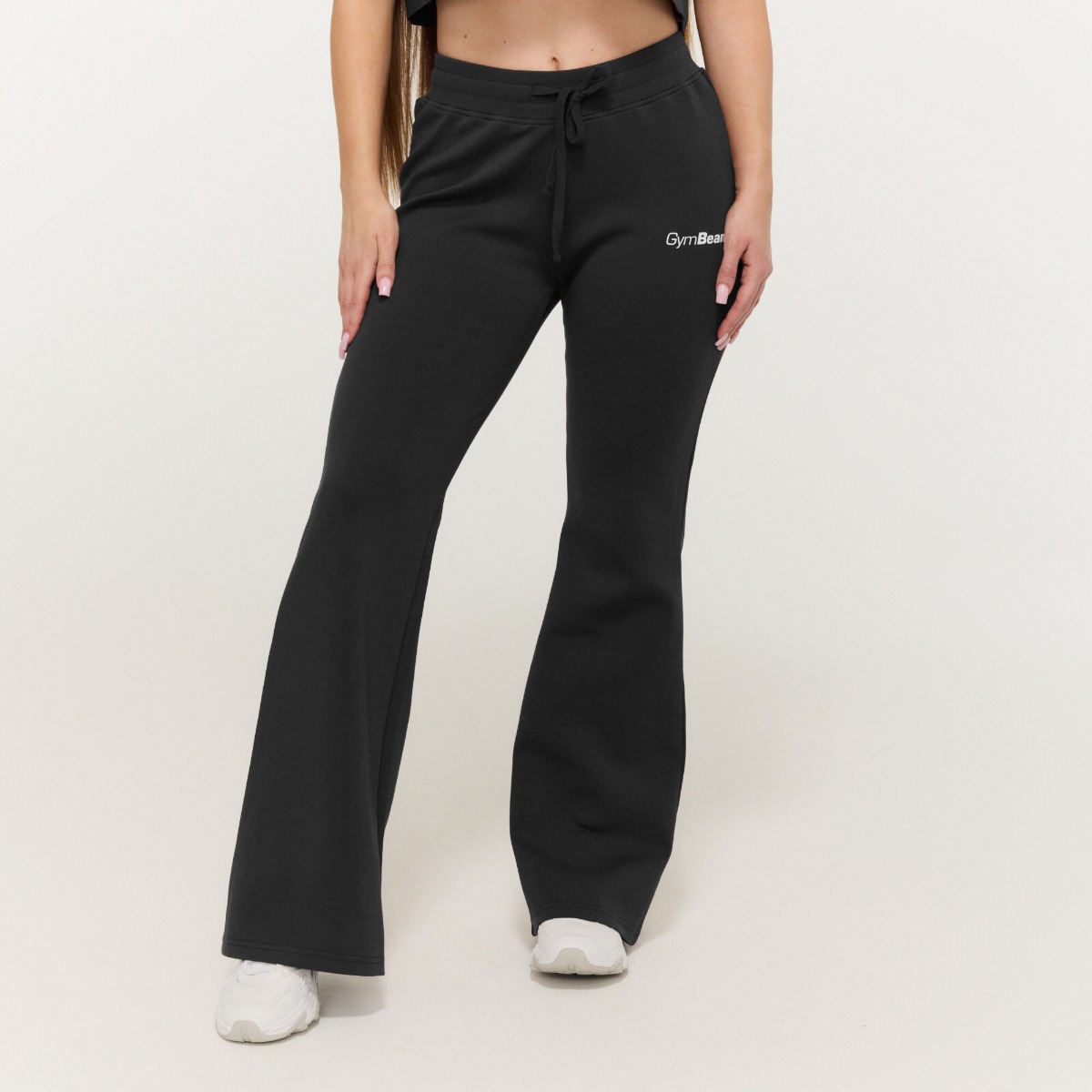 Pantalon de jogging pour femmes, modèle Relay, couleur noire - GymBeam.