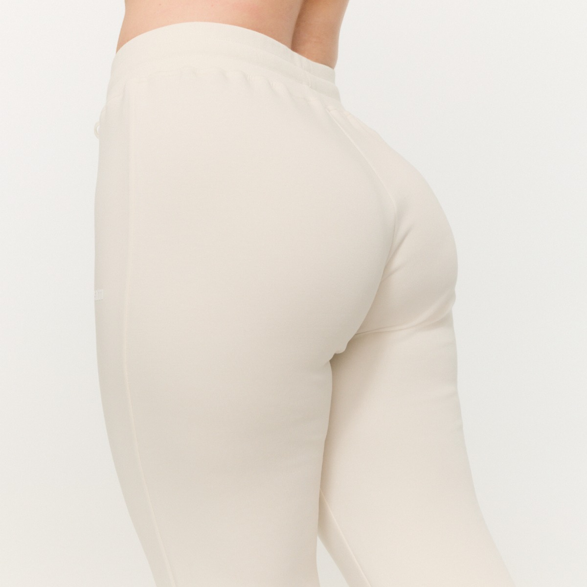 Jogging pour femmes Relay Pearl - GymBeam.