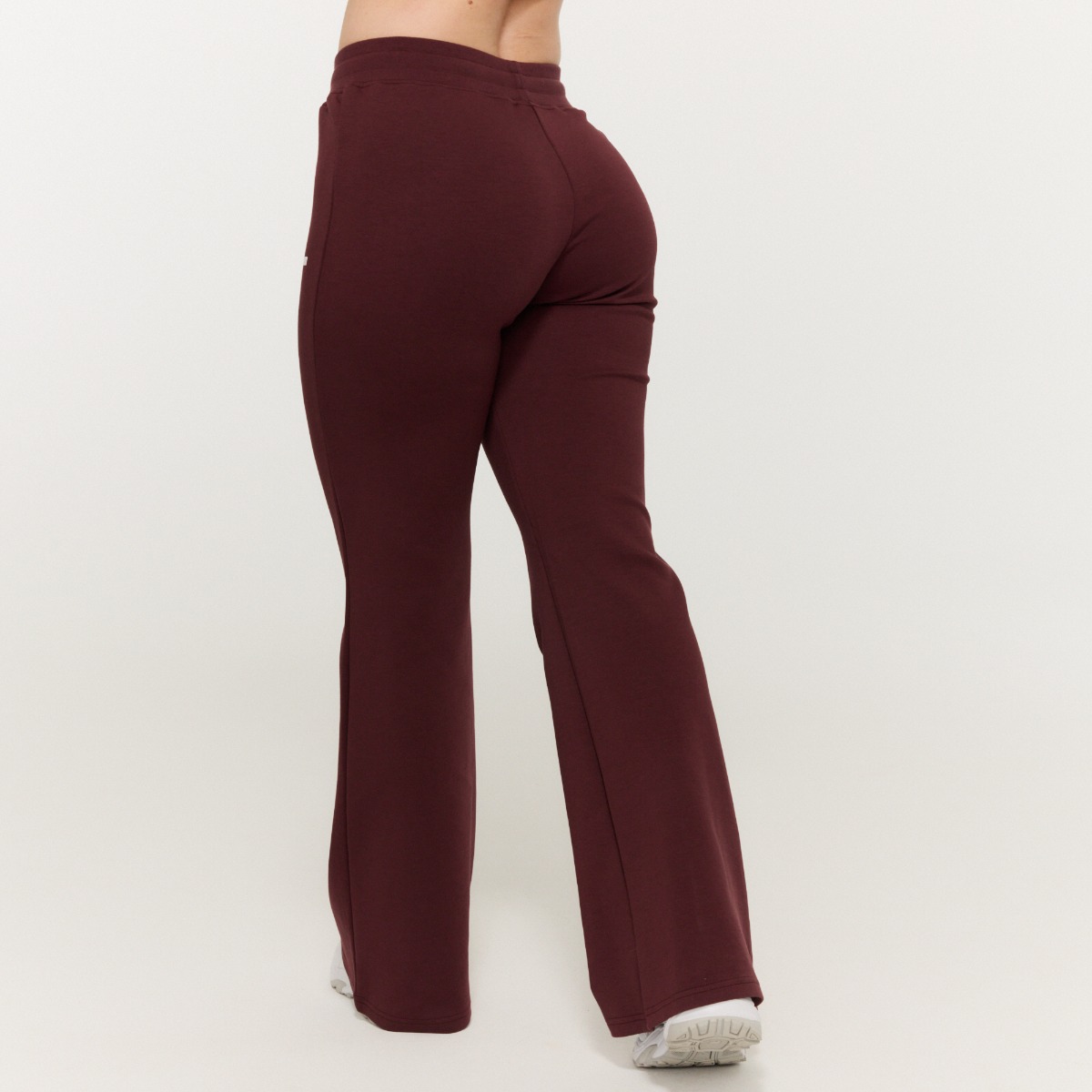 Jogging pour femmes Relay, couleur Fig - GymBeam.
