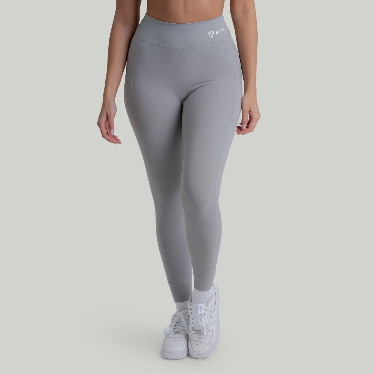 Leggings pour femmes ZOA – couleur Smoke – modèle STRIX.
