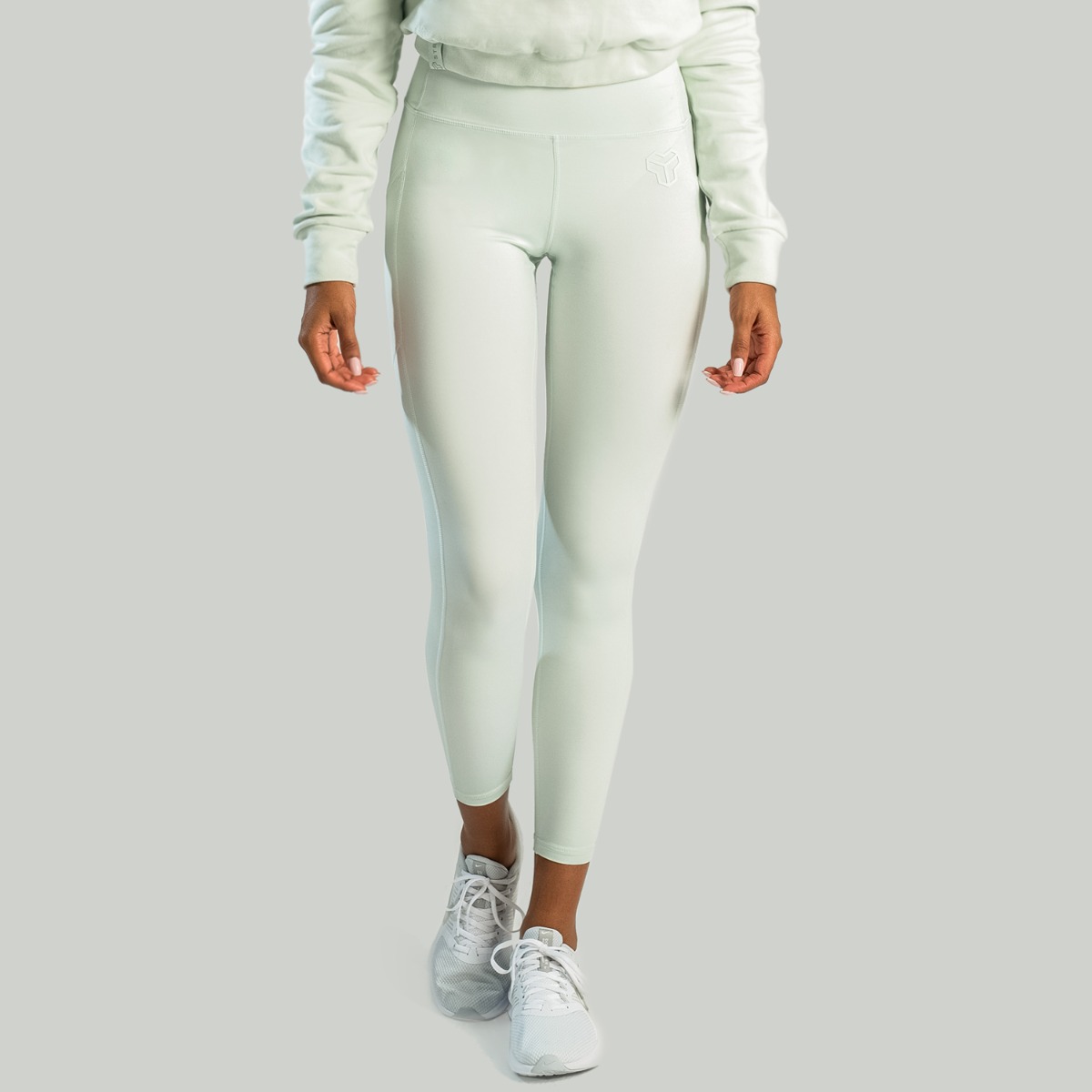 Legging essentiel pour femmes, couleur gris lunaire - STRIX.